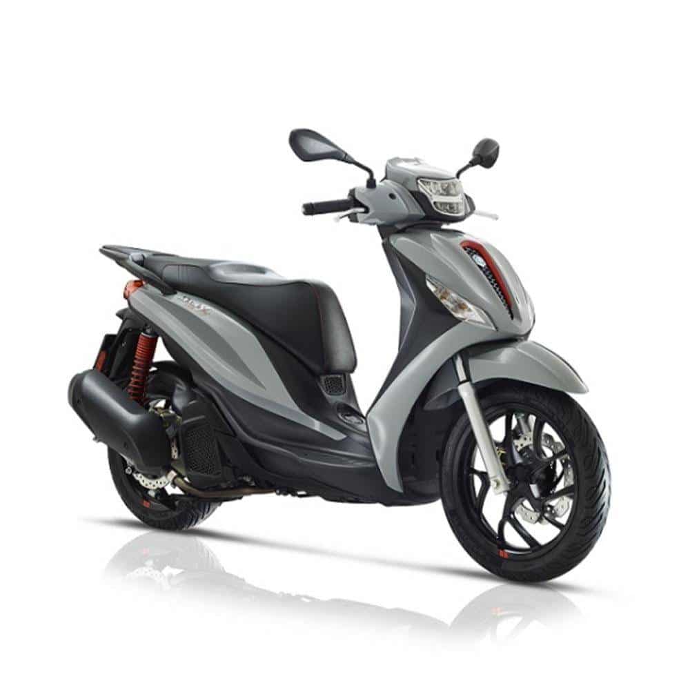 Piaggio Medley 125 S grigio.jpg